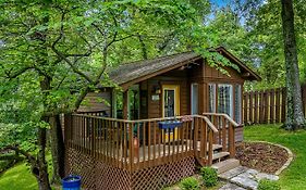 The Woods Cabins Eureka Springs